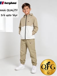 Image 4 of Kids Berghaus (windbreaker)