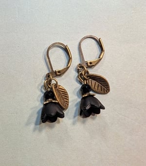 Image of Victorian Mourning Inspired ~ Dragonfly & Black Lily of the Valley Flowers