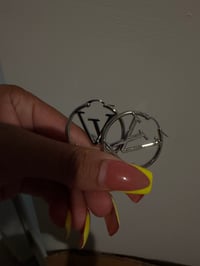 Image 4 of Louie hoops