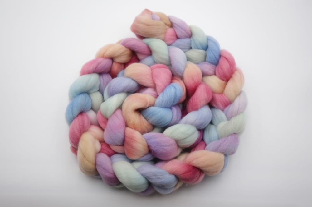 Image of (Club members only) May Fiber Club ☁️ Cumulus ☁️ South American Wool