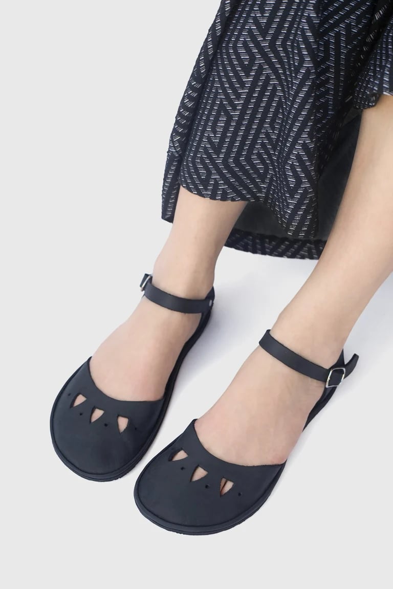Image of Kali flats in Black - Ready to ship