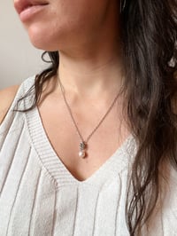Image 2 of Pearl Mini Chain