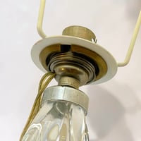 Image 10 of Lampe pied en cristal vintage 1960 et abat-jour en ruban d'organza beige