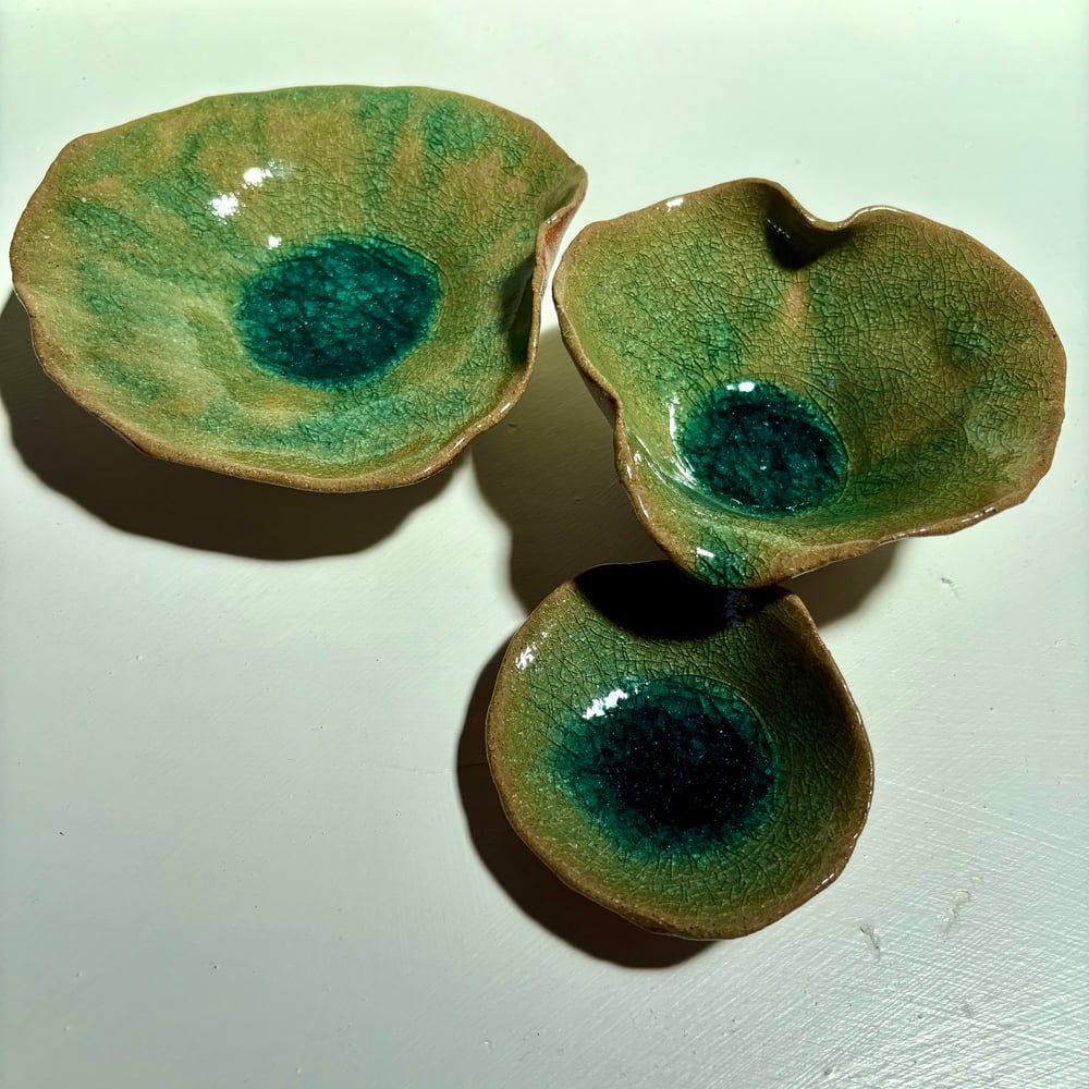 Image of Crystal lilly trio 