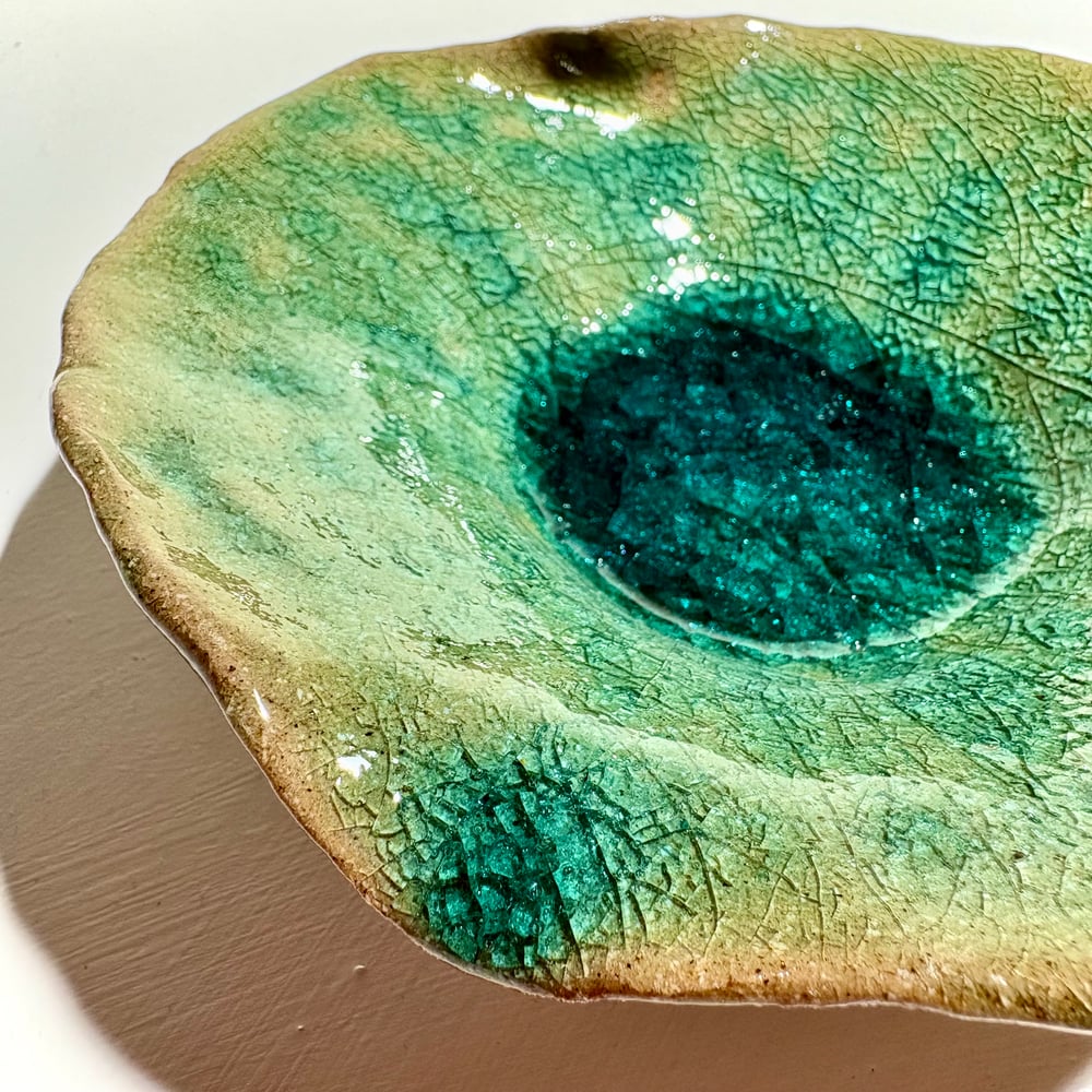 Image of Single glass Lilly dish 