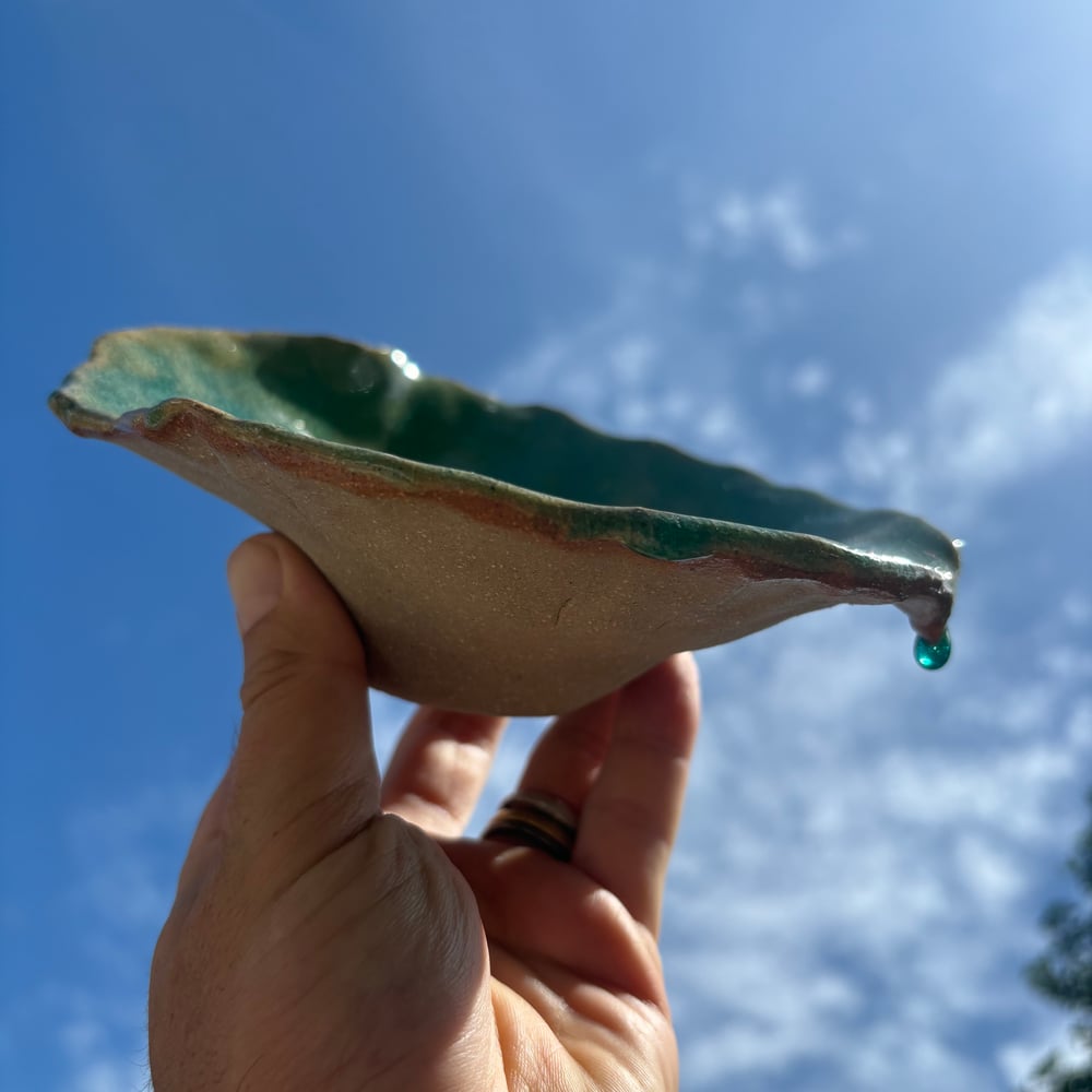 Image of Crystal drip Lilly dish 