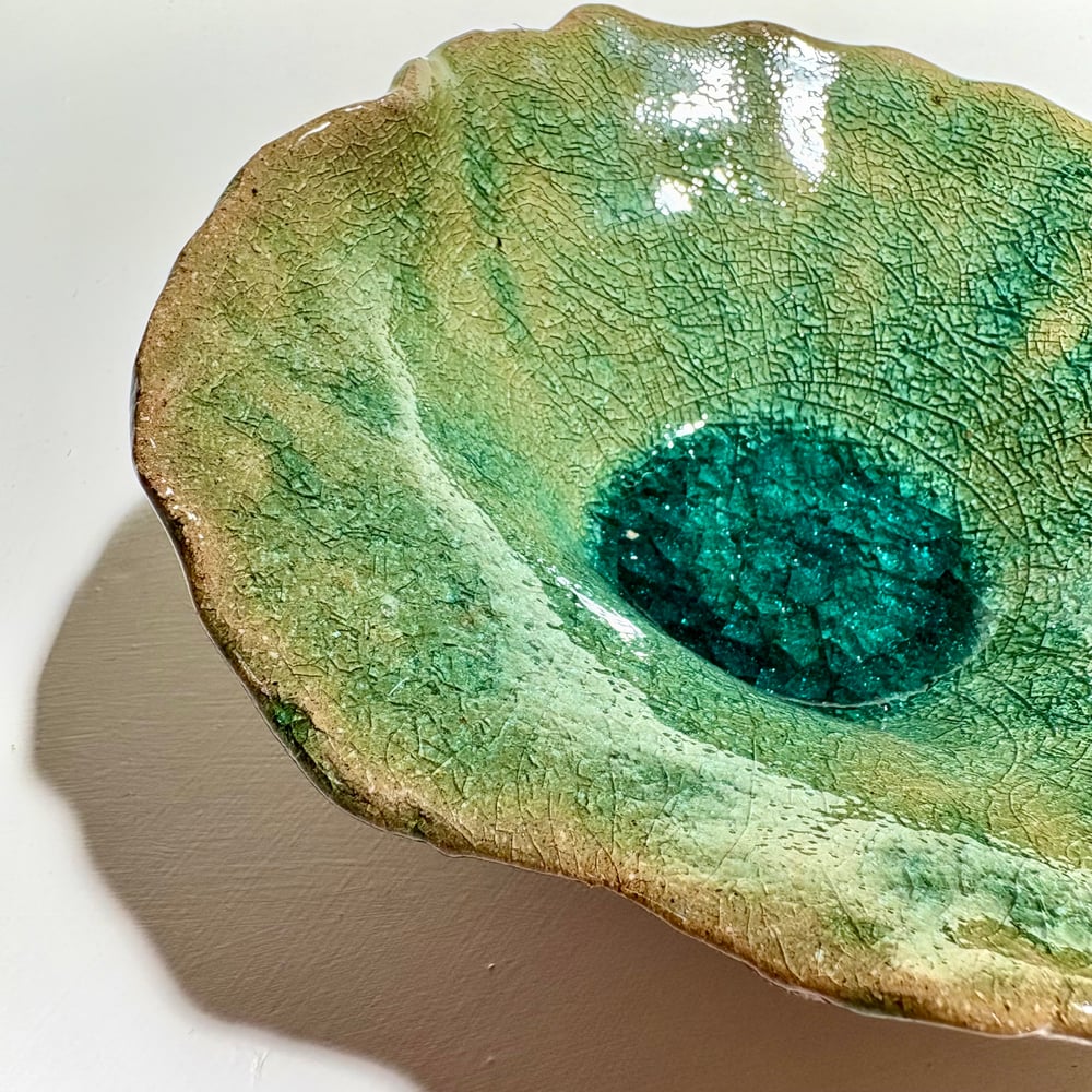 Image of Crystal drip Lilly dish 