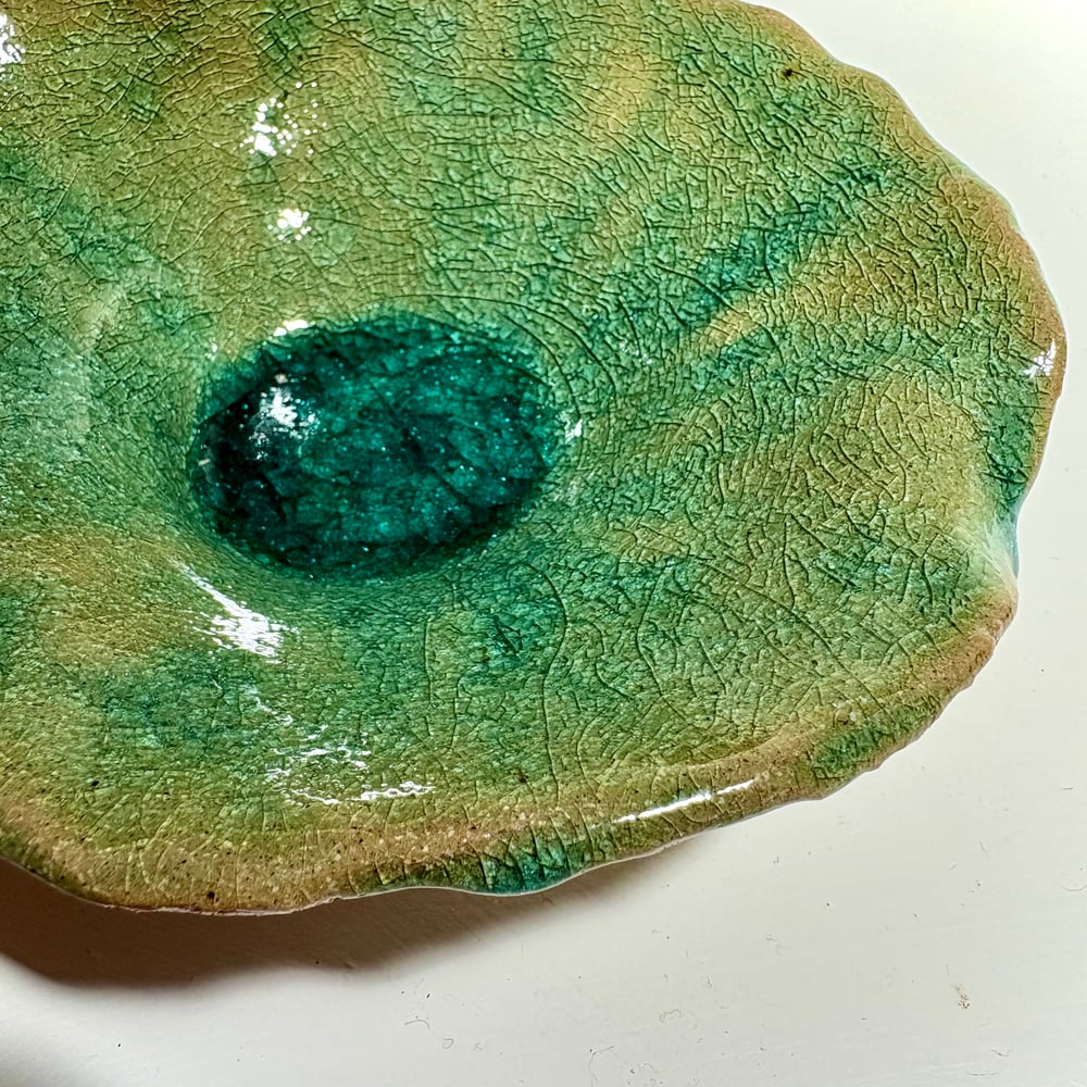 Image of Crystal drip Lilly dish 