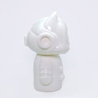 Image 2 of Catstronaut! - Bright White