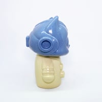Image 4 of Catstronaut! - Light Blue Granite With Warm Vintage White