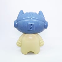 Image 3 of Catstronaut! - Light Blue Granite With Warm Vintage White