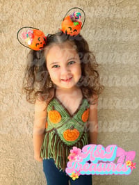 Image 2 of Candy Pumpkin Cips