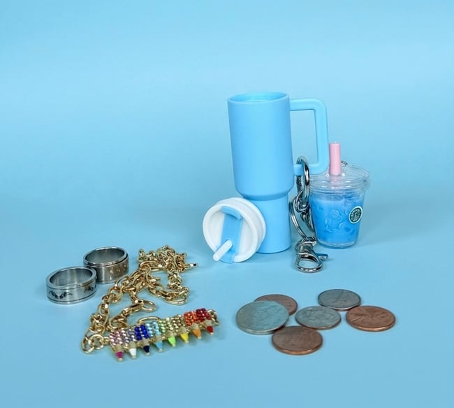 Blue Refresher Tumblr Keychain 