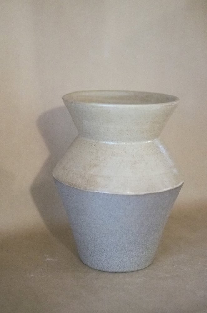 Image of Tahi vase - Ōpapa
