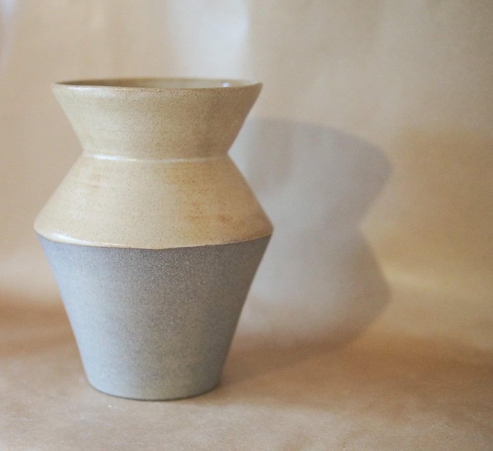 Image of Tahi vase - Ōpapa