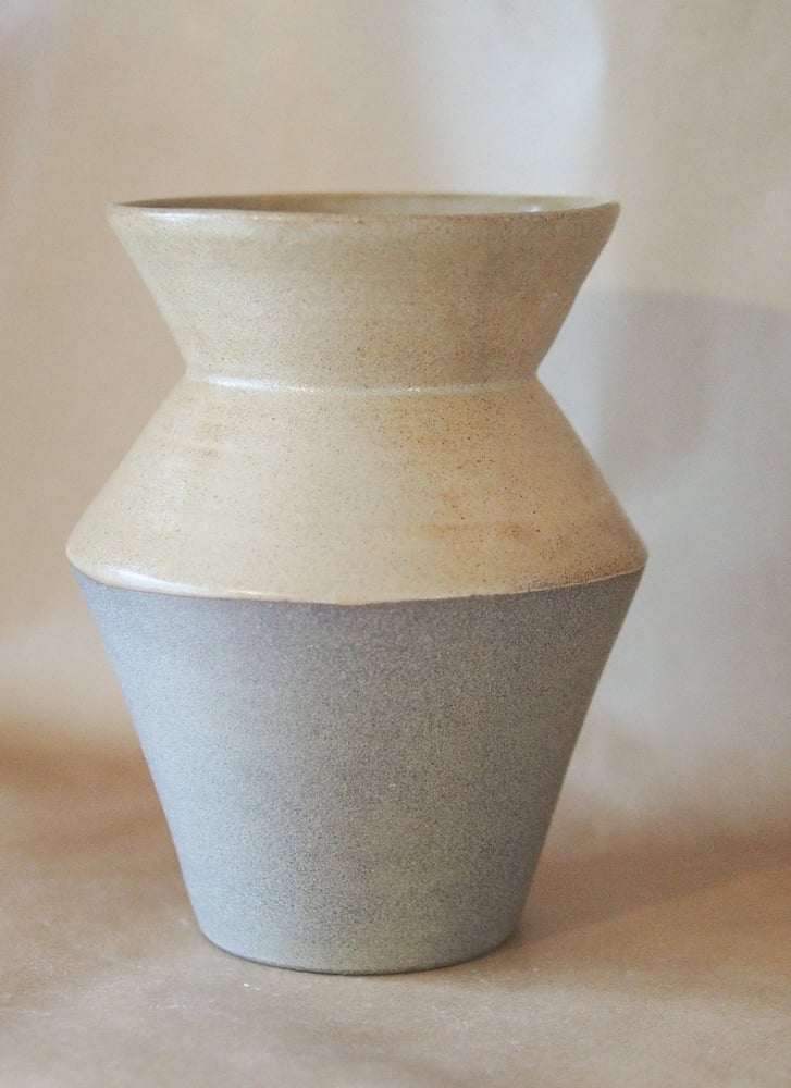 Image of Tahi vase - Ōpapa