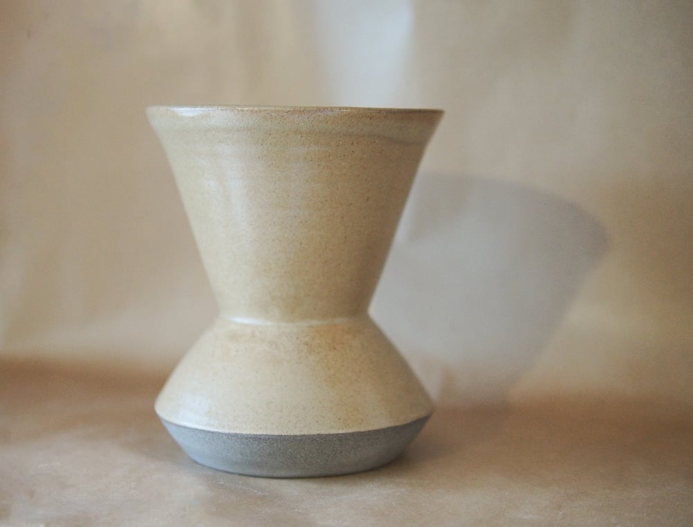 Image of Tumu vase - Ōpapa