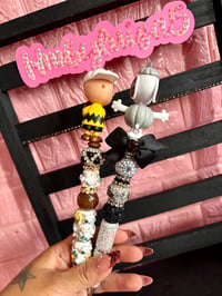 Image 3 of Snoopy and Charlie Brown beaded pen ✨
