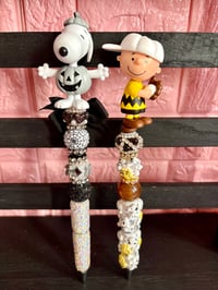Image 1 of Snoopy and Charlie Brown beaded pen ✨