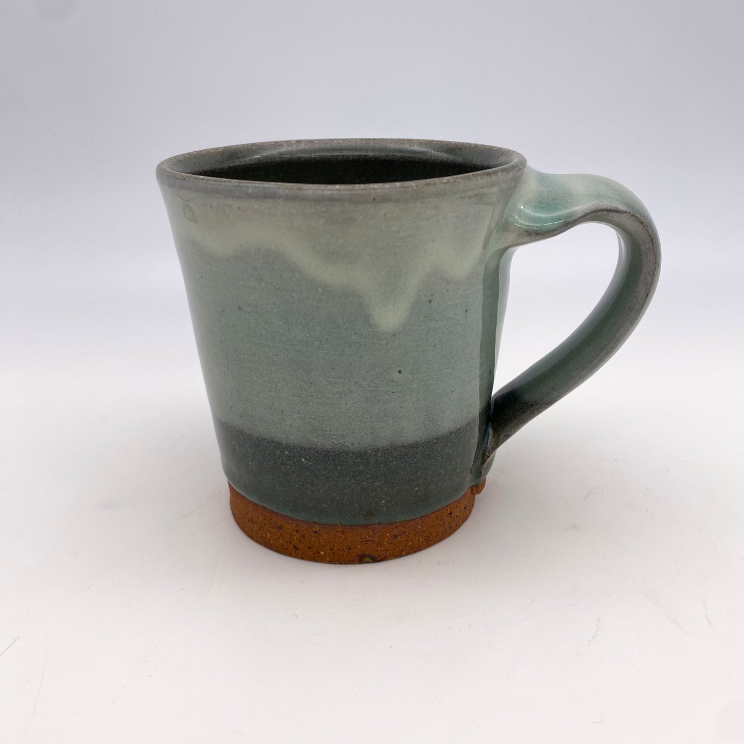 Image of Mug (green+slip)