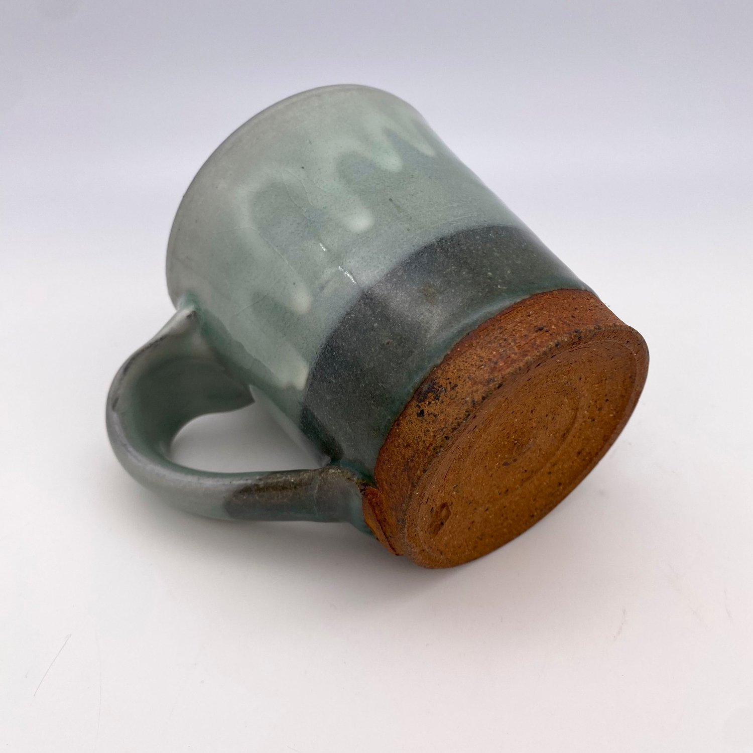Image of Mug (green+slip)