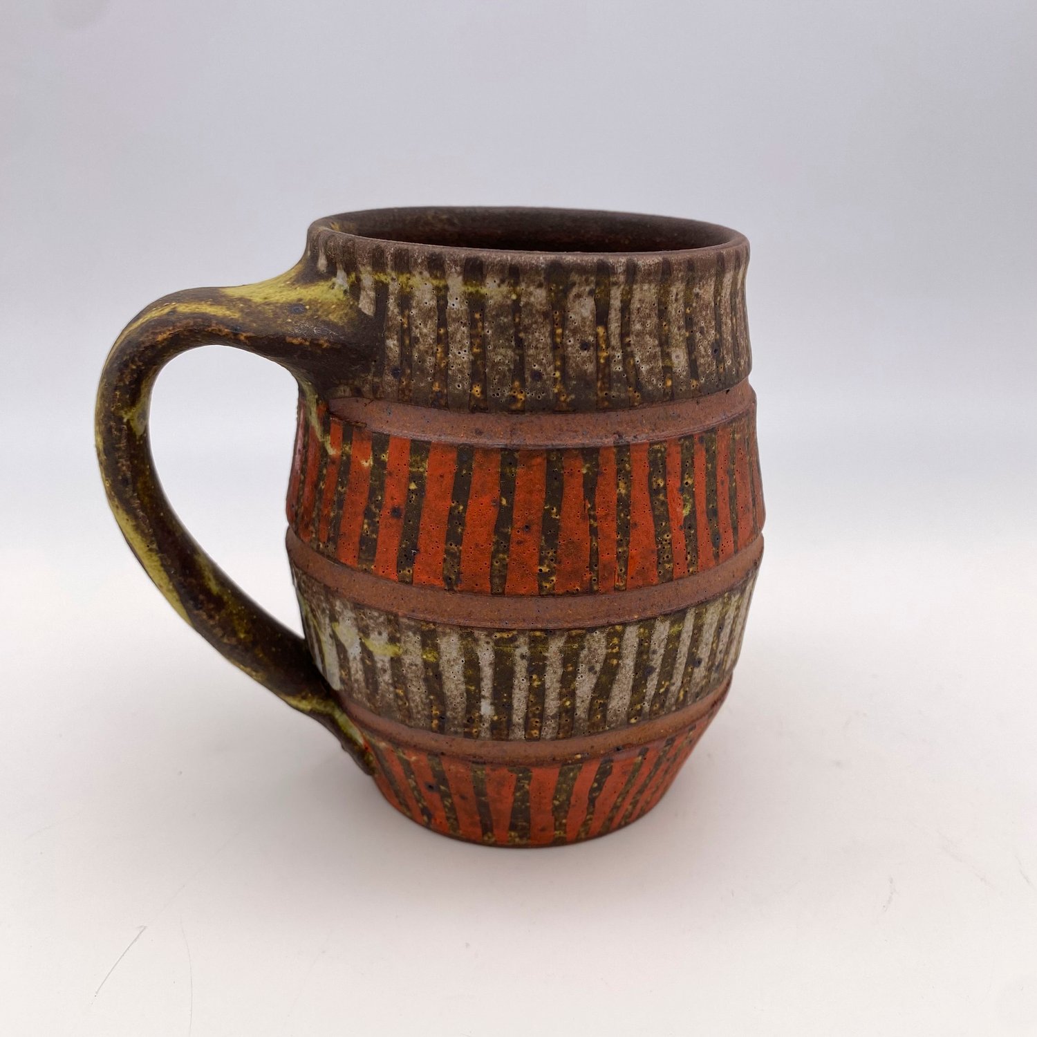Image of Mug (red+stripe)