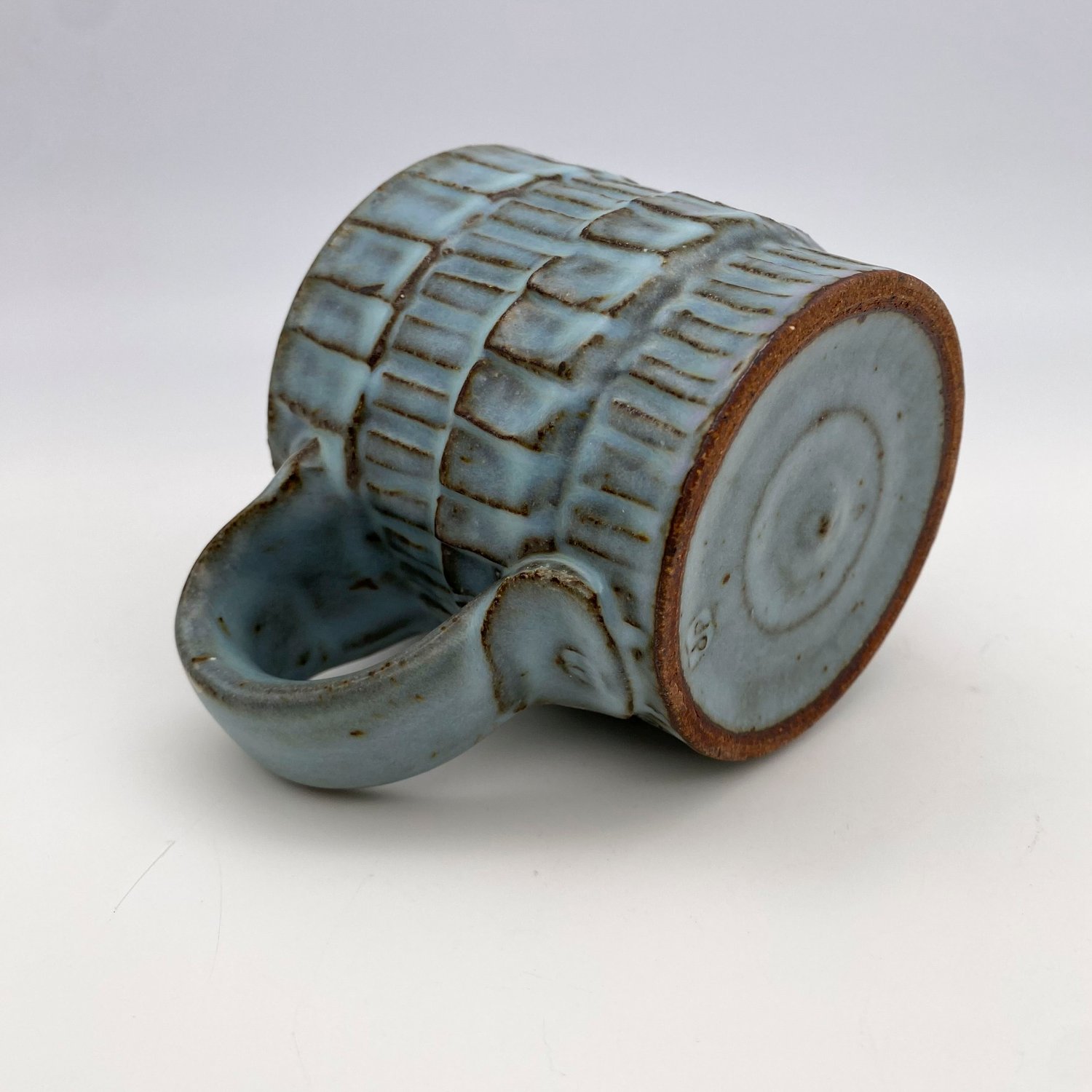Image of Mug (carved)