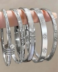 Image 5 of SIGNATURE STACKS