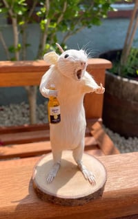 Ratarsed – Taxidermy Rat Flipping the Bird Holding a Bottle of Beer