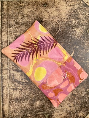 Image of hand marbled one of a kid pouch - no. 01