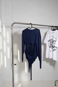 Image 1 of Cut-Out Structured Body