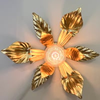 Image 5 of Grande applique murale fleur en métal doré à la feuille vintage - Applique florentine