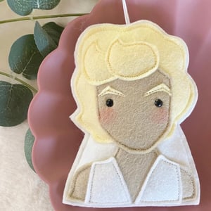 Image of SALE- celebrity decorations 