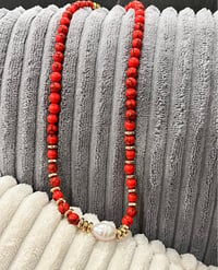 Image 3 of Red Howlite And Freshwater Pearl Necklace