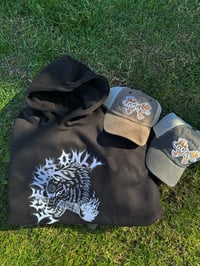 Image 3 of LEGENDS LOGO Pigment-Dyed Trucker Cap (Grey)