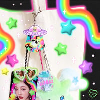Image 4 of PREORDER: Snoopy Star Acrylic Keychain Holder