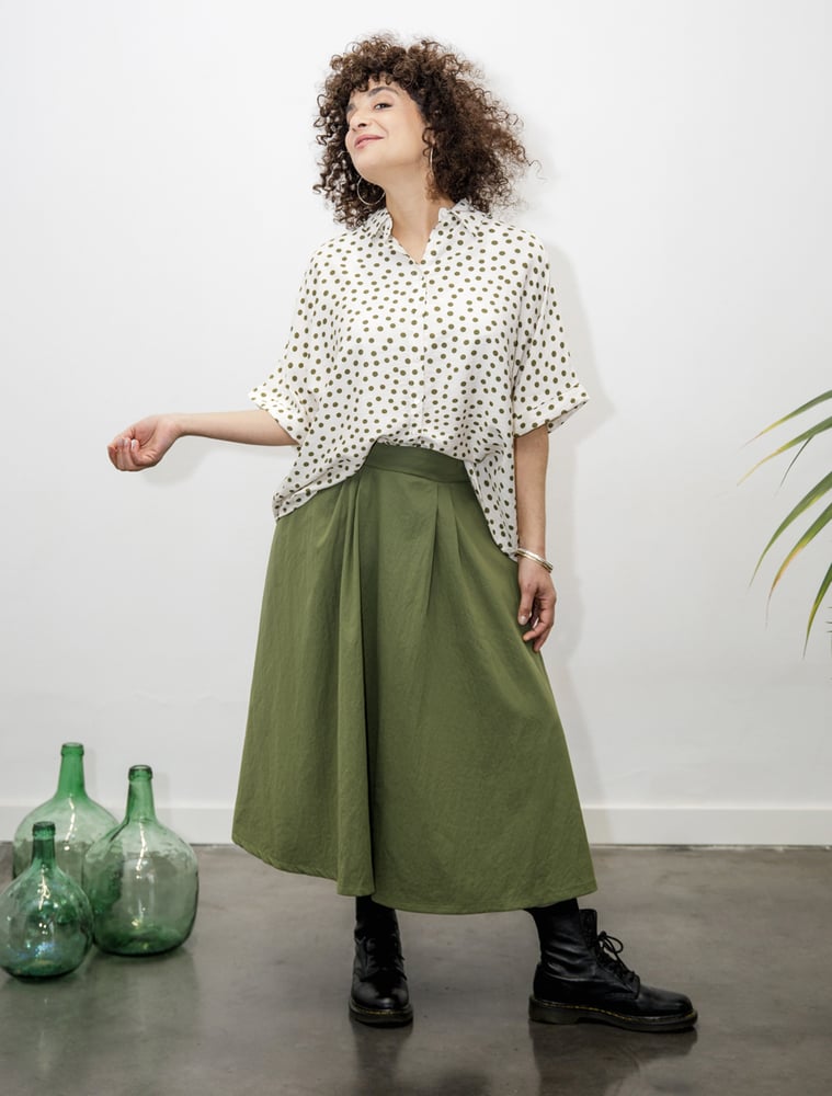 Image of Blusa amplia estampada topos verdes by El otro tigre