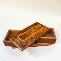 Image 1 of Boîte à bijoux en bois de thuya - coffret à compartiments pivotants fait main