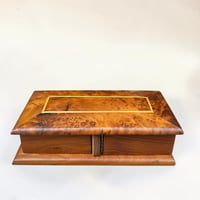 Image 7 of Boîte à bijoux en bois de thuya - coffret à compartiments pivotants fait main