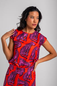 Image 1 of Blusa panteras