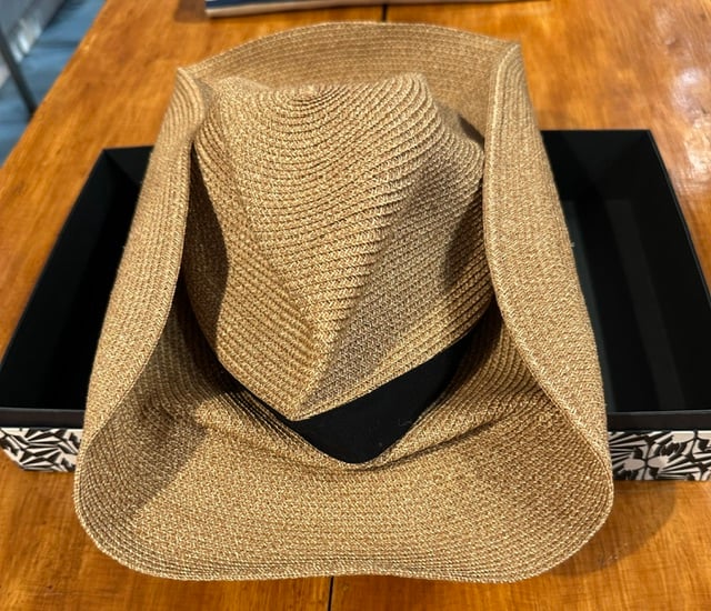 Mature Ha Boxed Hats - Image 2 of 6