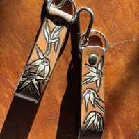 Image 1 of FLANNEL FLOWER KEYRING- ANTIQUE BROWN
