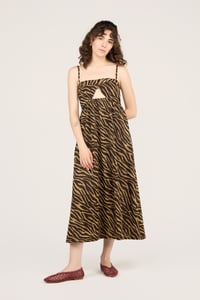 Image 1 of ABITO ADONATO ZEBRA MARRONE
