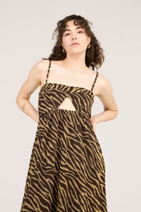 Image 4 of ABITO ADONATO ZEBRA MARRONE