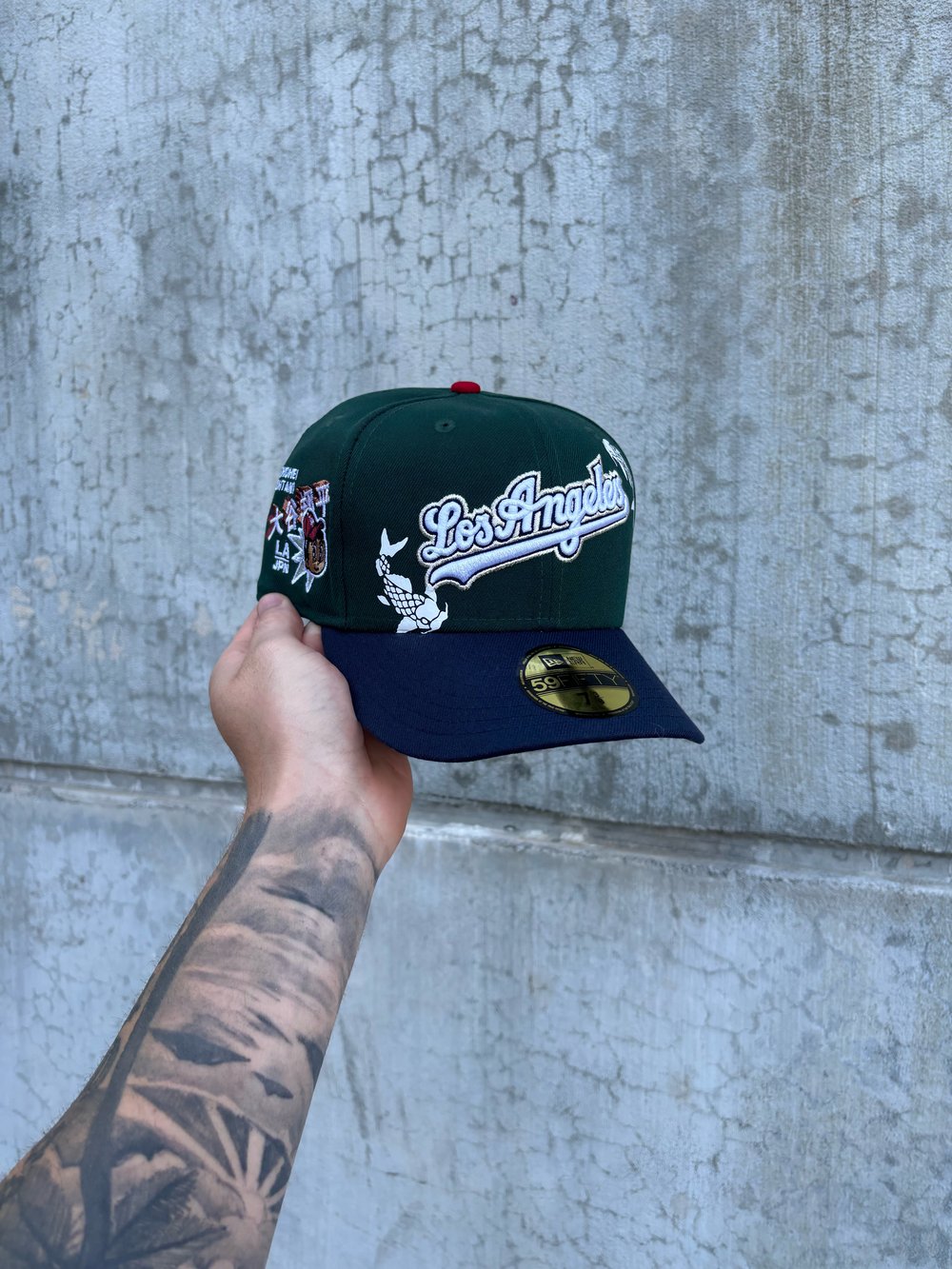 Image of NAVY VISOR MULTI TONE OHTANI LOS ANGELES DODGERS CUSTOM FITTED CAP