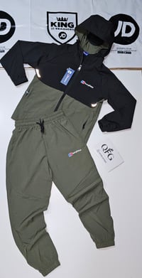 Image 2 of Kids Berghaus  Tracksuit (1:1)