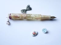 Image 3 of Floral antiqued - Pocket Fountain Pen 