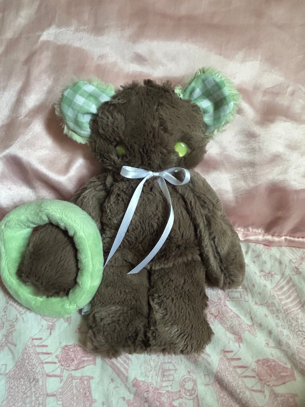 Image of kevin the bear(free shipping to the us)