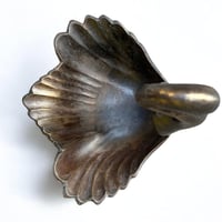 Image 9 of Cygne vide-poche en bronze ancien  vide-poche en bronze forme cygne vintage 