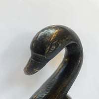 Image 7 of Cygne vide-poche en bronze ancien  vide-poche en bronze forme cygne vintage 